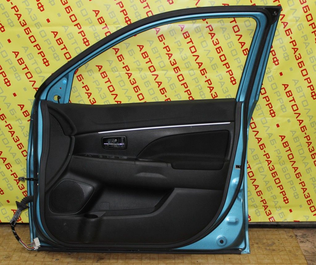 Обшивка двери Mitsubishi ASX 2010-2016 купить бу по цене 85.66 BYN Z10525498 - i